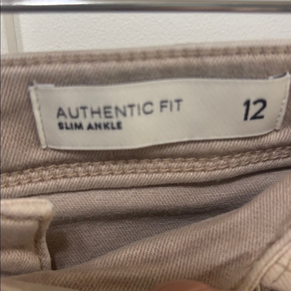 J. Jill Authentic Fit Slim Ankle Jeans in Light Beige/Taupe Size 12 EUC - Picture 3 of 9